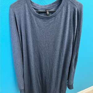 Women's Gray Long Sleeve Top